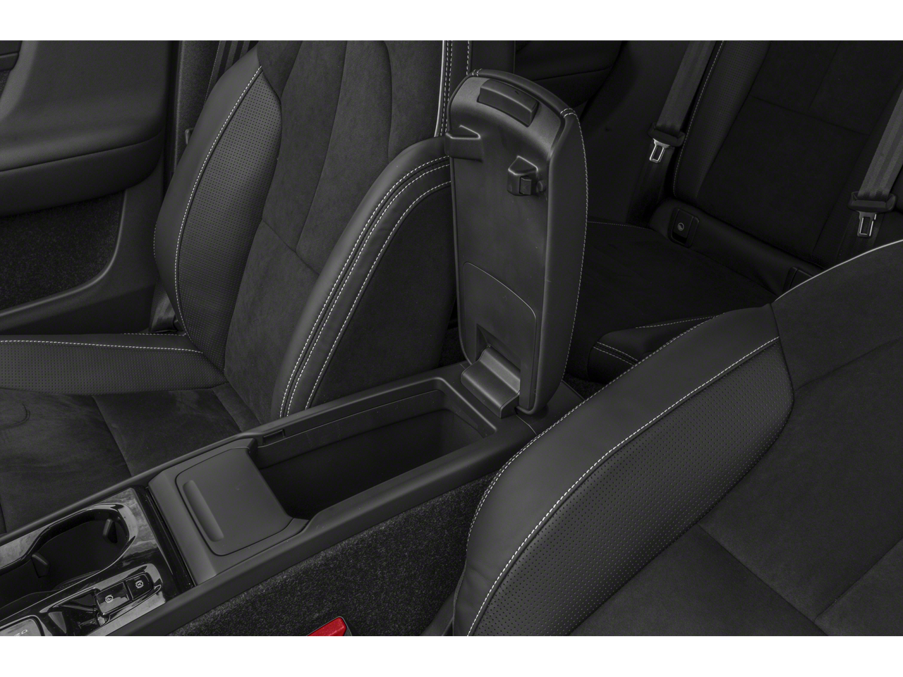 2020 Volvo XC40 R-Design