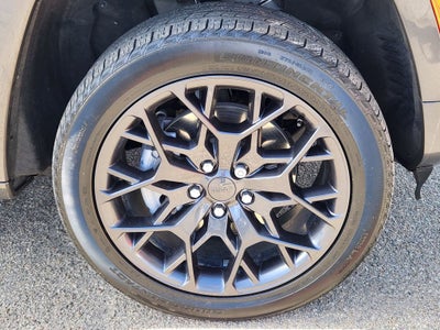 2025 Jeep Grand Cherokee L Summit 4x4