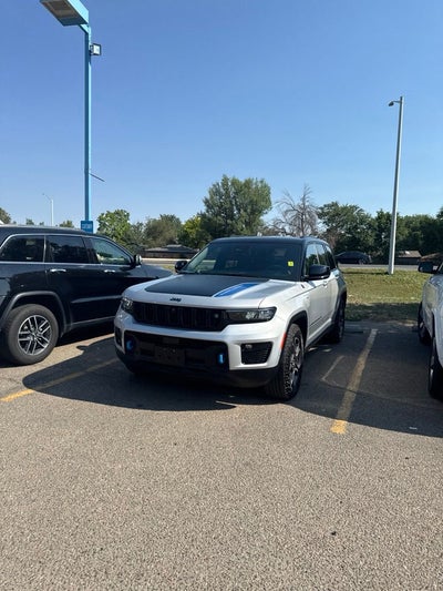 2023 Jeep Grand Cherokee 4xe Trailhawk