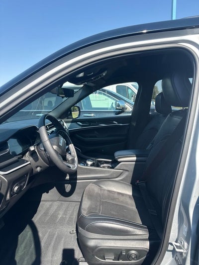 2023 Jeep Grand Cherokee 4xe Trailhawk