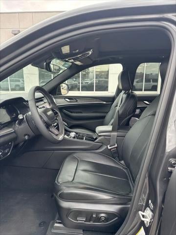 2023 Jeep Grand Cherokee 4xe Overland 4xe