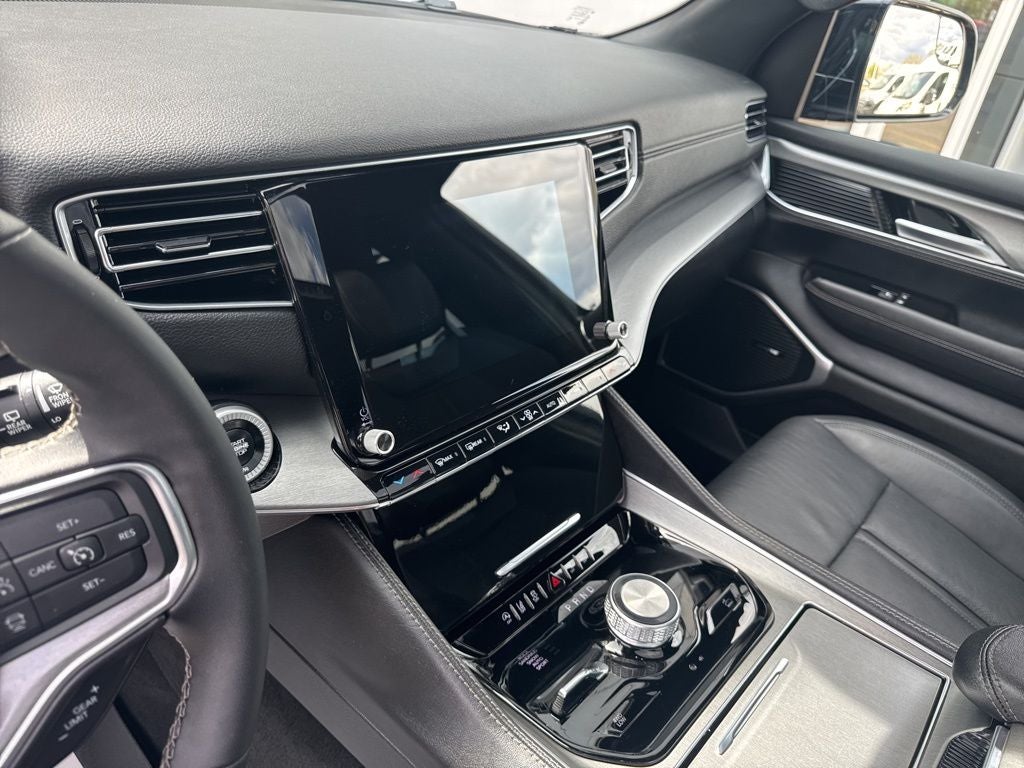 2024 Jeep Wagoneer Series II Carbide 4x4