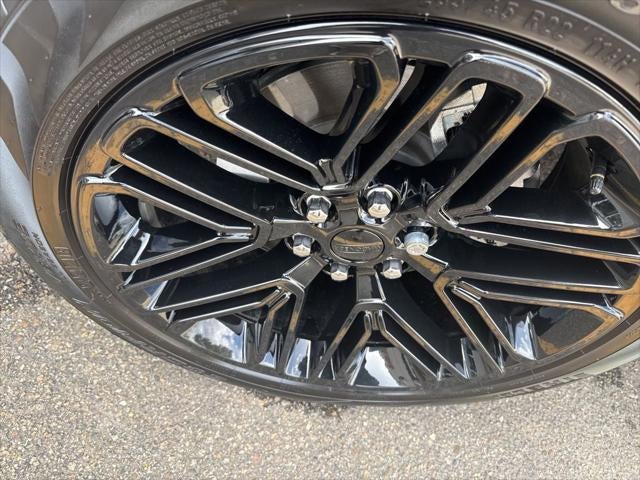 2024 Jeep Wagoneer Series II Carbide 4x4