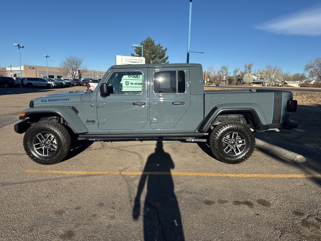 2025 Jeep Gladiator Nighthawk