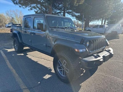 2025 Jeep Gladiator Nighthawk