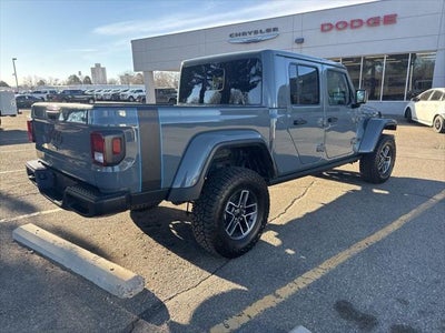 2025 Jeep Gladiator Nighthawk