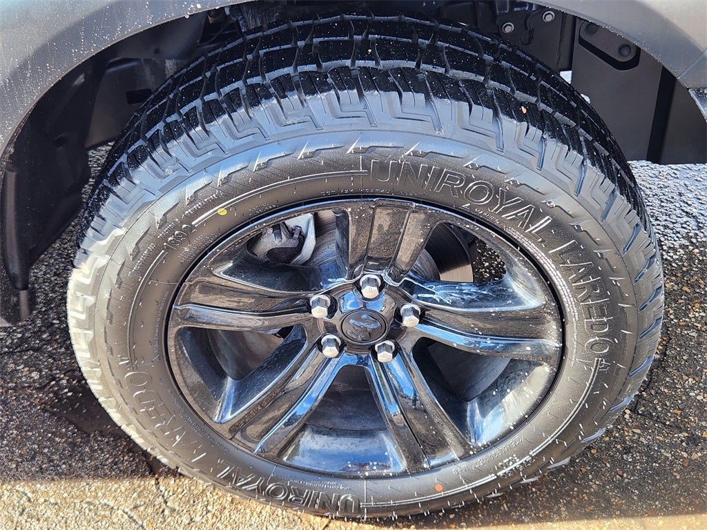 2024 RAM 1500 Classic Warlock Crew Cab 4x4 5'7' Box