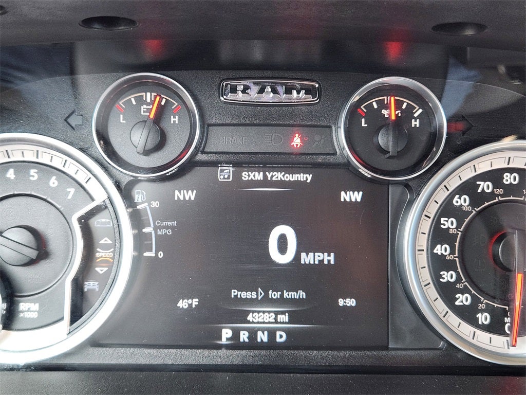 2023 RAM 1500 Classic SLT Crew Cab 4x4 5'7' Box