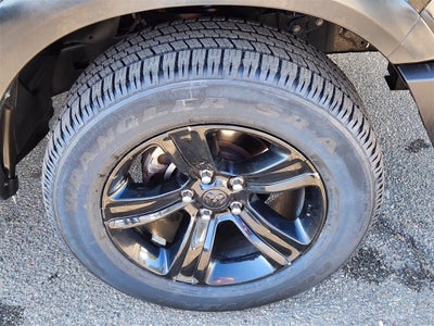 2024 RAM 1500 Classic Warlock Crew Cab 4x4 5'7' Box