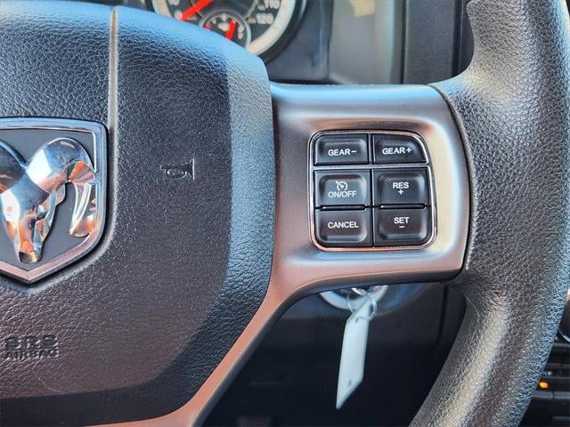 2024 RAM 1500 Classic Warlock Crew Cab 4x4 5'7' Box