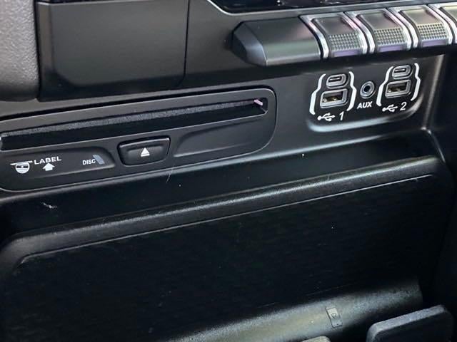 2019 RAM 1500 Big Horn/Lone Star Crew Cab 4x4 5'7' Box