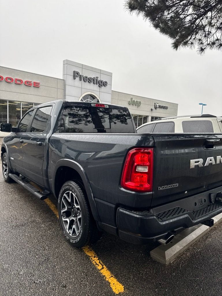2026 RAM 1500 Laramie Crew Cab 4x4 5'7' Box