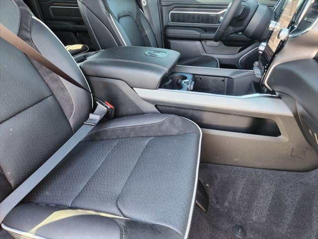 2026 RAM 1500 Laramie Crew Cab 4x4 5'7' Box