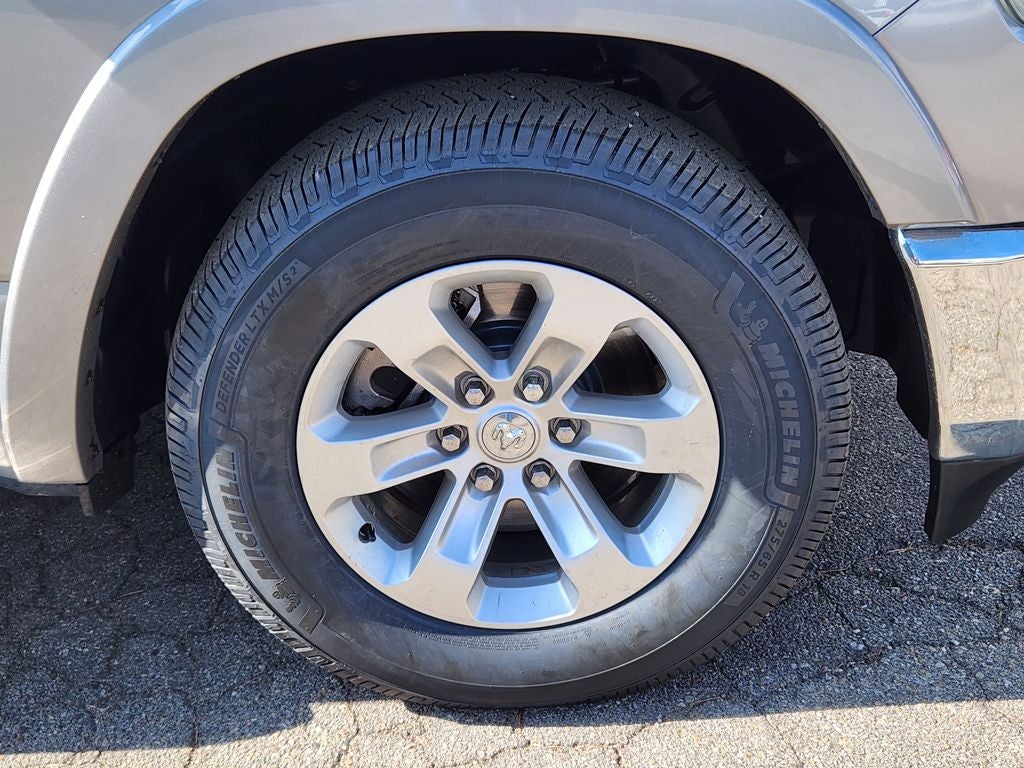 2019 RAM 1500 Laramie Crew Cab 4x4 5'7' Box