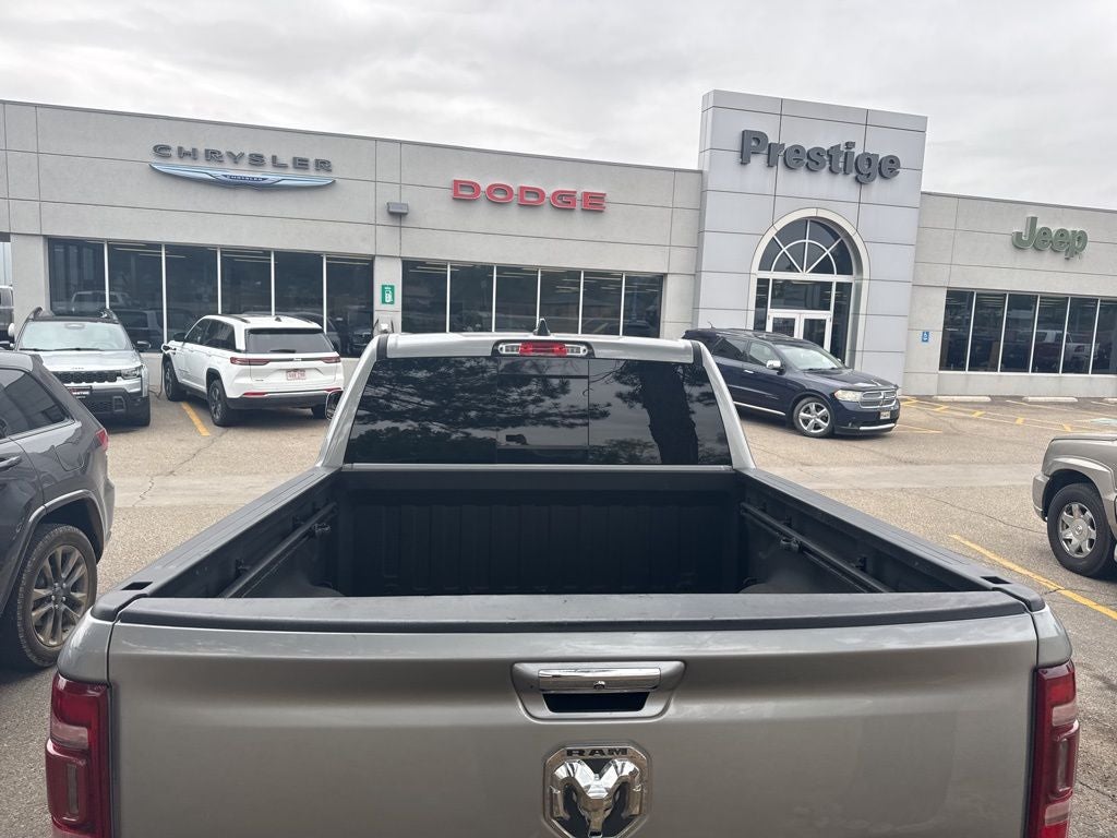 2019 RAM 1500 Laramie Crew Cab 4x4 5'7' Box