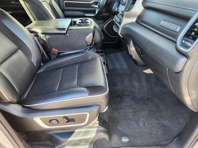 2022 RAM 1500 Laramie Crew Cab 4x4 5'7' Box