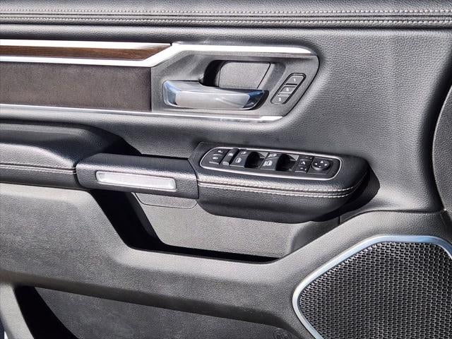 2022 RAM 1500 Laramie Crew Cab 4x4 5'7' Box