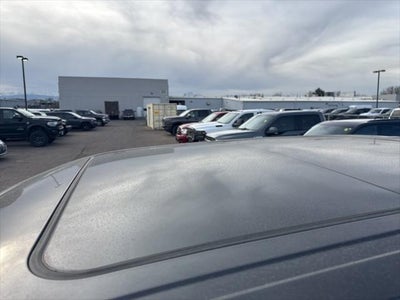 2022 RAM 1500 Laramie Crew Cab 4x4 6'4' Box