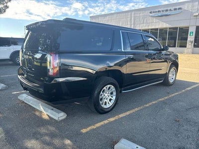 2017 GMC Yukon XL SLT
