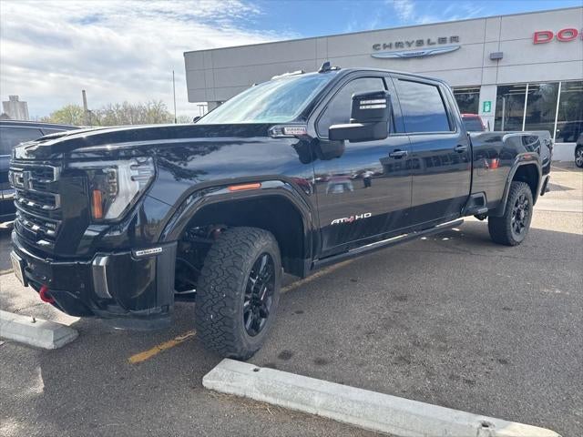 2024 GMC Sierra 3500HD 4WD Crew Cab Long Bed AT4
