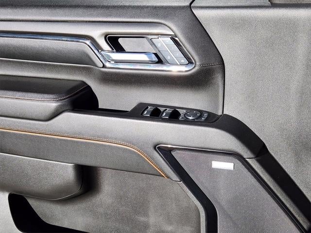 2025 GMC Sierra 3500HD 4WD Crew Cab Standard Bed AT4