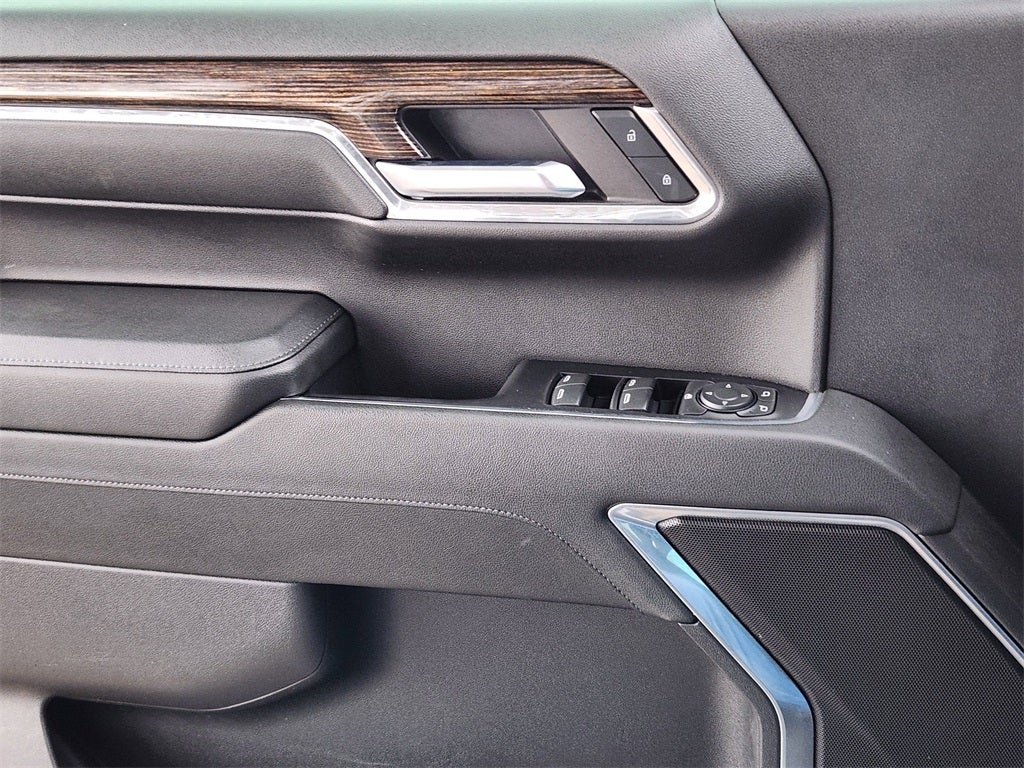 2024 GMC Sierra 1500 4WD Crew Cab Short Box Elevation with 3SB