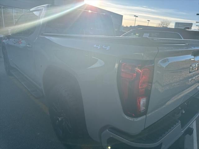 2024 GMC Sierra 1500 4WD Crew Cab Short Box Elevation with 3SB
