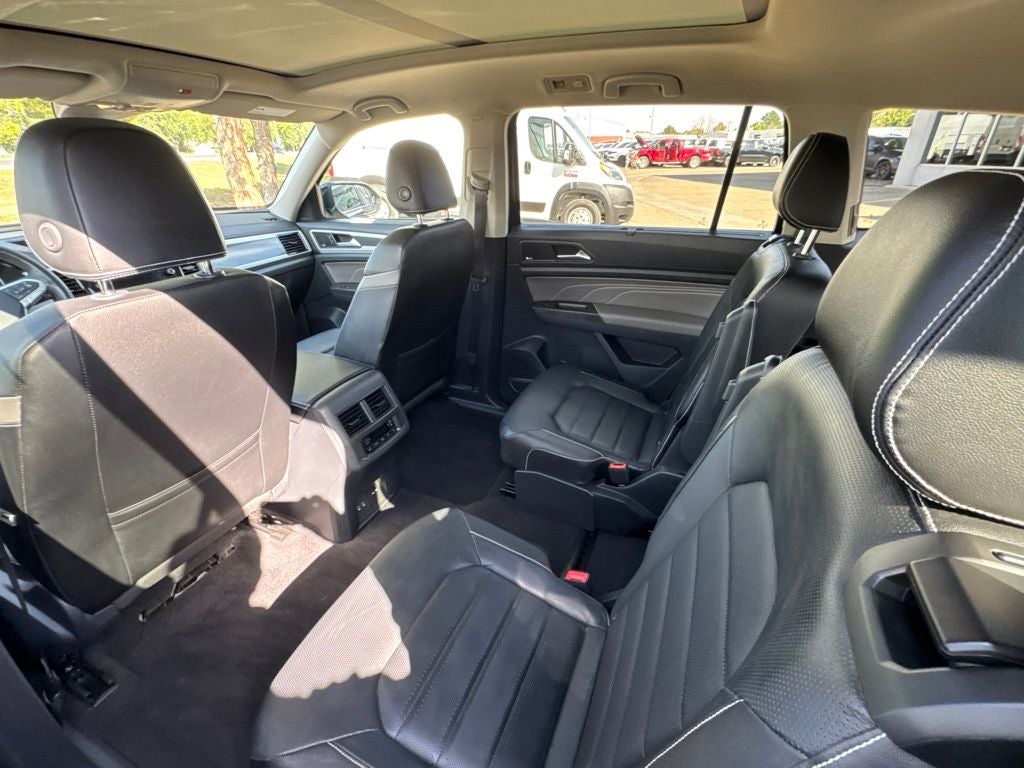 2023 Volkswagen Atlas 3.6L V6 SEL Premium R-Line