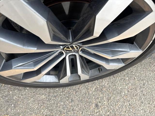 2023 Volkswagen Atlas 3.6L V6 SEL Premium R-Line