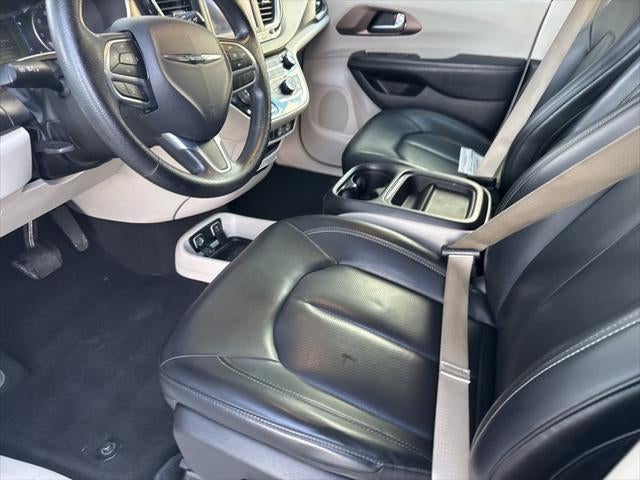 2021 Chrysler Voyager LXI