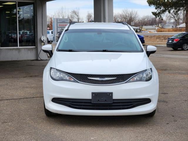 2020 Chrysler Voyager LXI