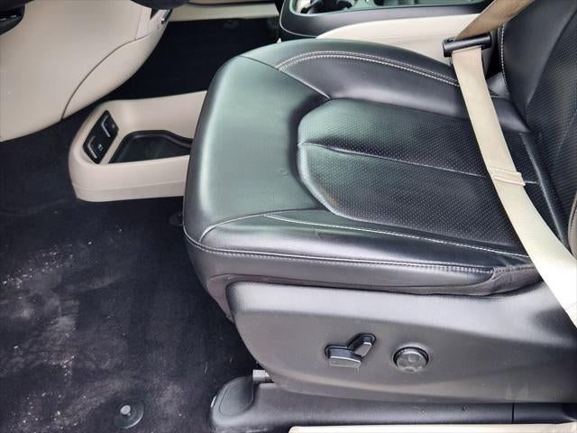 2020 Chrysler Voyager LXI