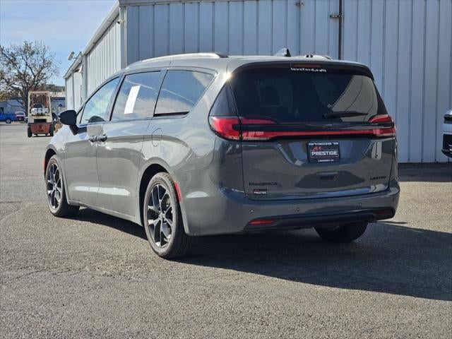 2025 Chrysler Pacifica Limited