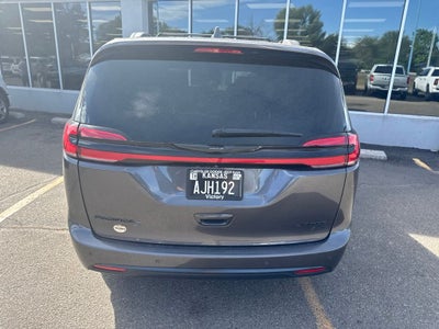 2022 Chrysler Pacifica Limited