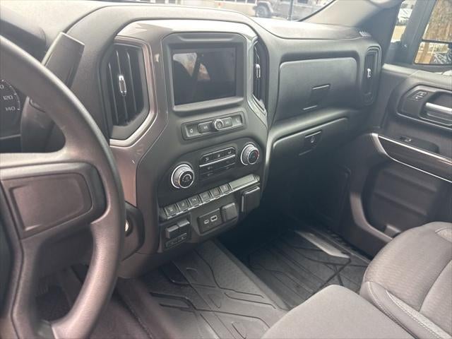 2024 Chevrolet Silverado 2500HD 4WD Crew Cab Standard Bed Custom