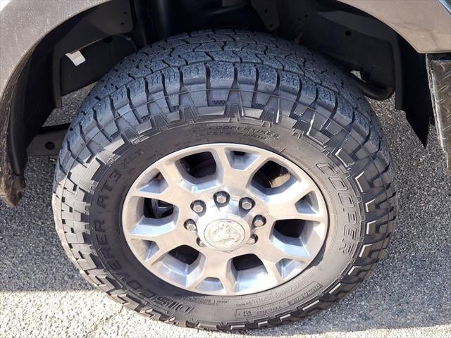 2020 RAM 2500 Laramie Crew Cab 4X4 6'4' Box