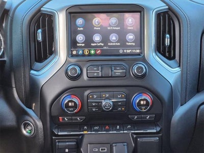 2020 Chevrolet Silverado 1500 4WD Crew Cab Short Bed RST