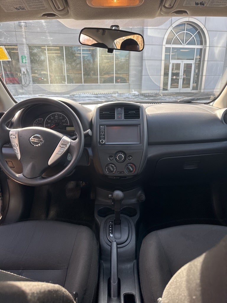2019 Nissan Versa 1.6 S+