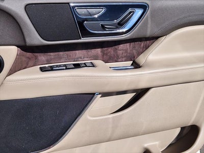 2022 Lincoln Navigator Standard