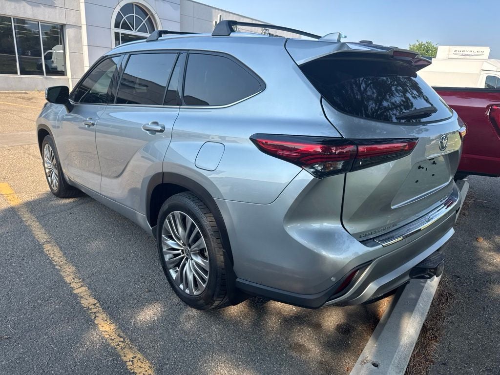 2021 Toyota Highlander Platinum