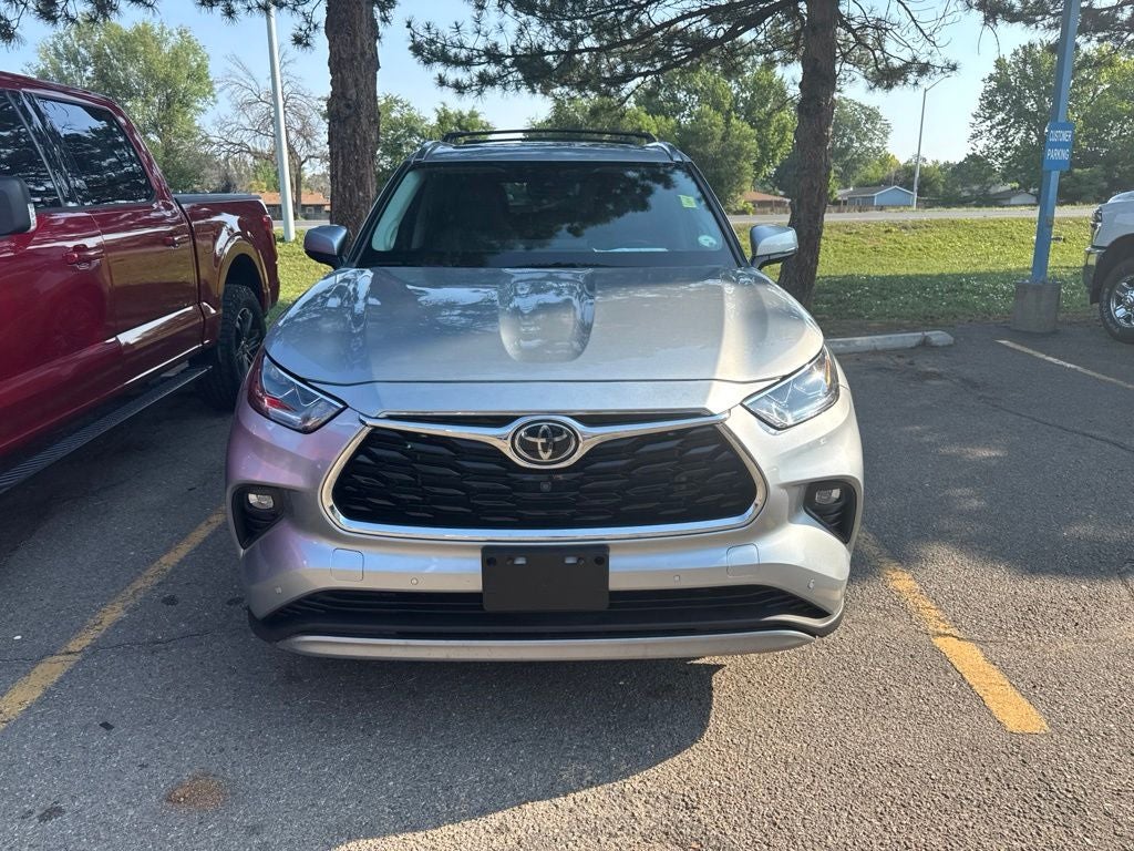 2021 Toyota Highlander Platinum