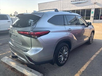 2021 Toyota Highlander Platinum