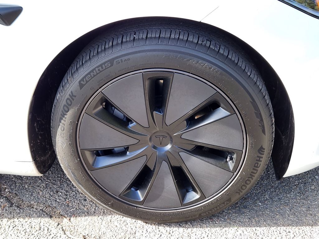 2025 Tesla Model 3 Long Range All-Wheel Drive