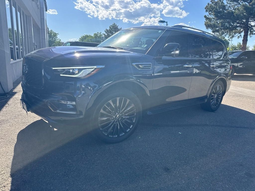 2022 INFINITI QX80 Premium Select