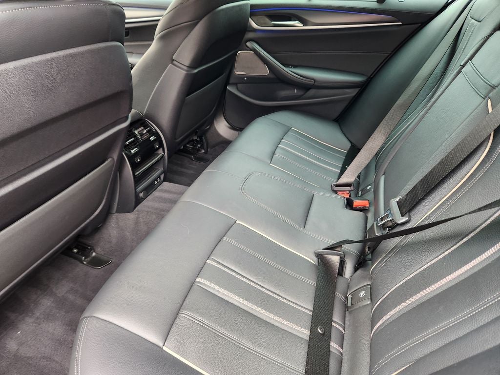 2023 BMW M550 M550i xDrive