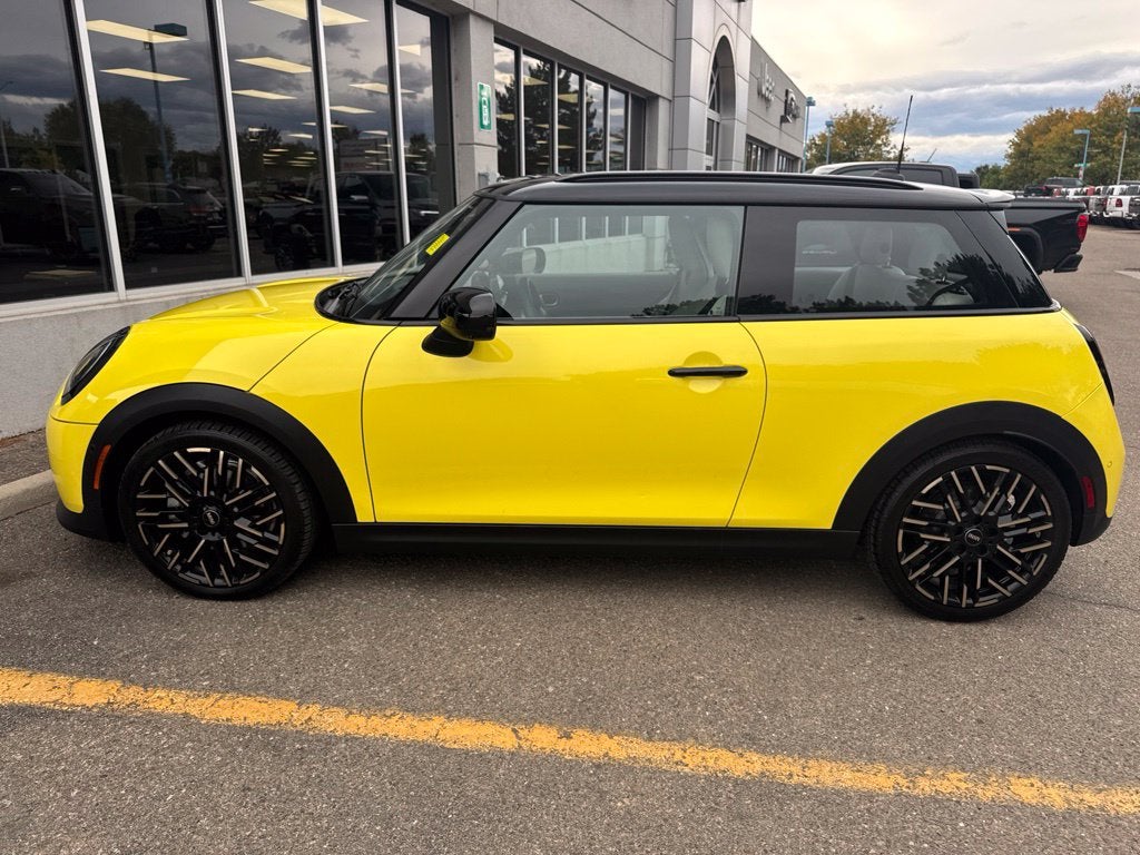 2025 MINI Cooper S Signature
