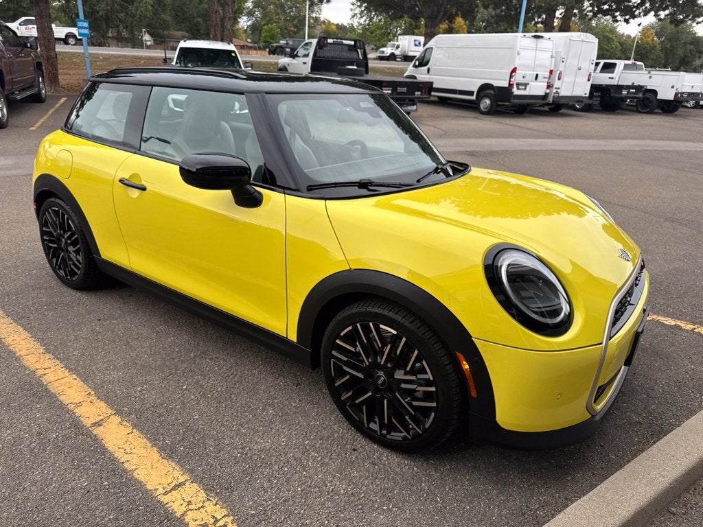 2025 MINI Cooper S Signature