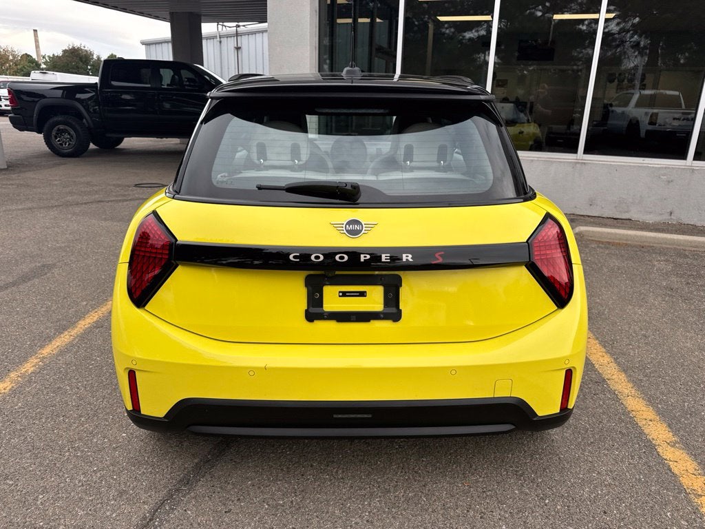 2025 MINI Cooper S Signature