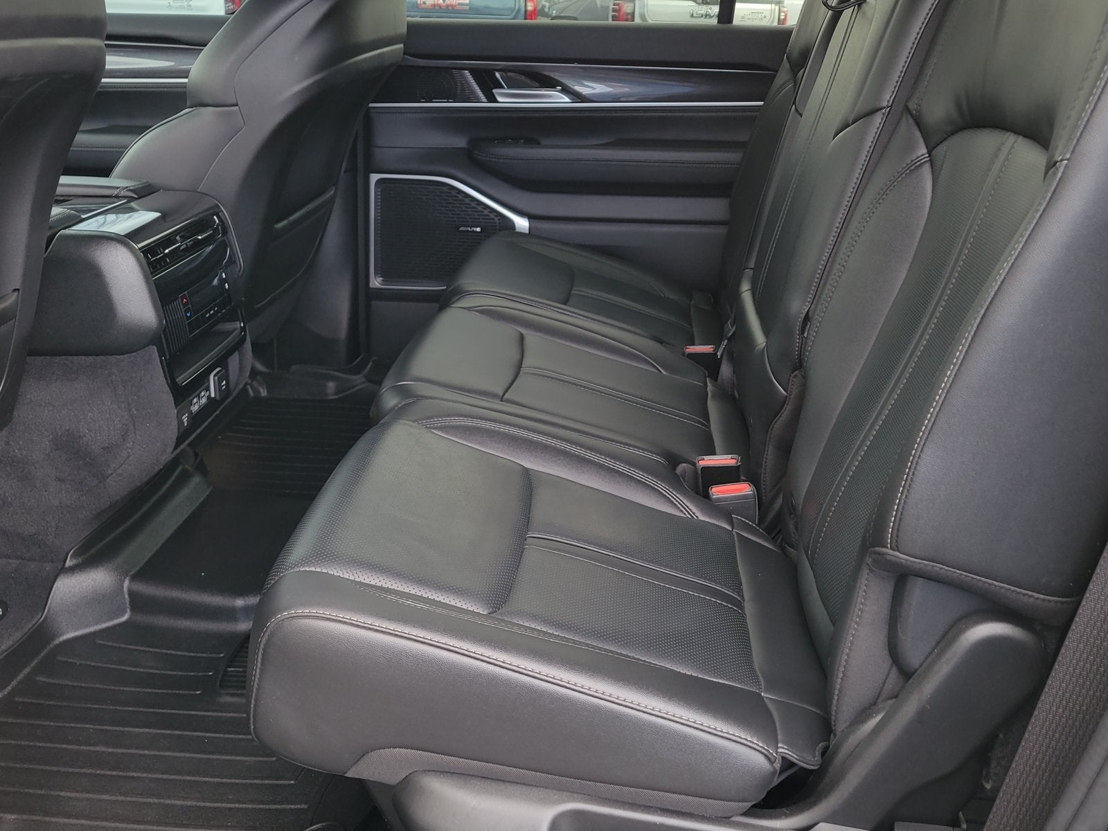 2022 Jeep Wagoneer Series I