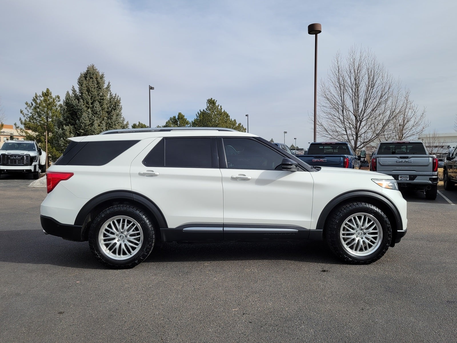 2020 Ford Explorer Platinum